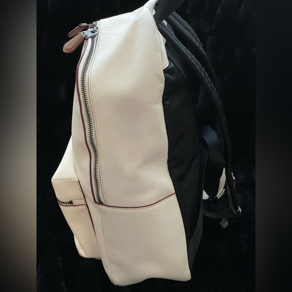 2000 jansport backpack magazine adnk Mini Break club: Pumas 2026-2027 Color:Java How cute is that! Costco Mom Finds |